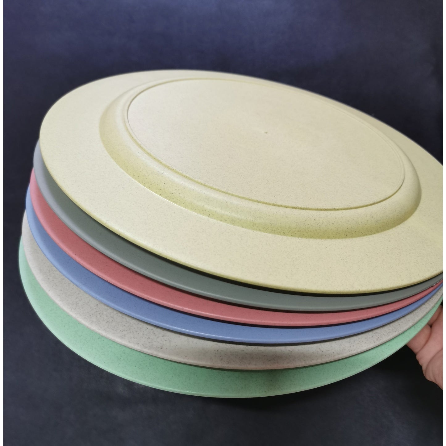 Dinner Plates Made From Recycled Wheat Straw - EcoSlurps Store